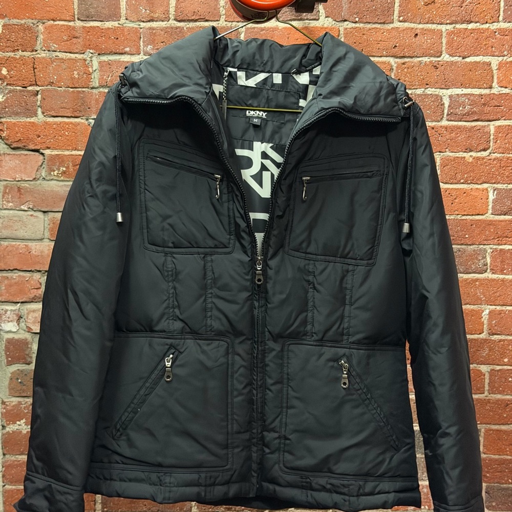 Vintage DKNY Black Quilted Puffer Jacket w/ Logo Lining